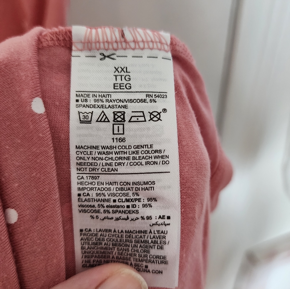 Women's Old Navy pink and white polka dot luxe tank top XXL, soft and stretchy - Picture 4 of 4